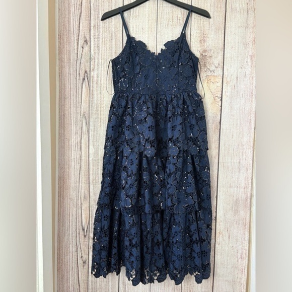 Endless Rose Dresses & Skirts - Endless Rose Womens Navy Floral Lace Tiered Sequin Midi Prom Dress size Medium